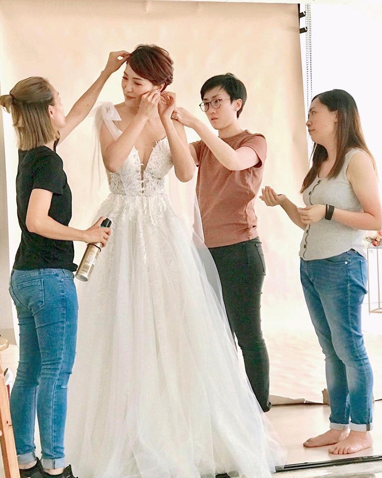 穿上緍紗的李璧琦明豔照人。IG