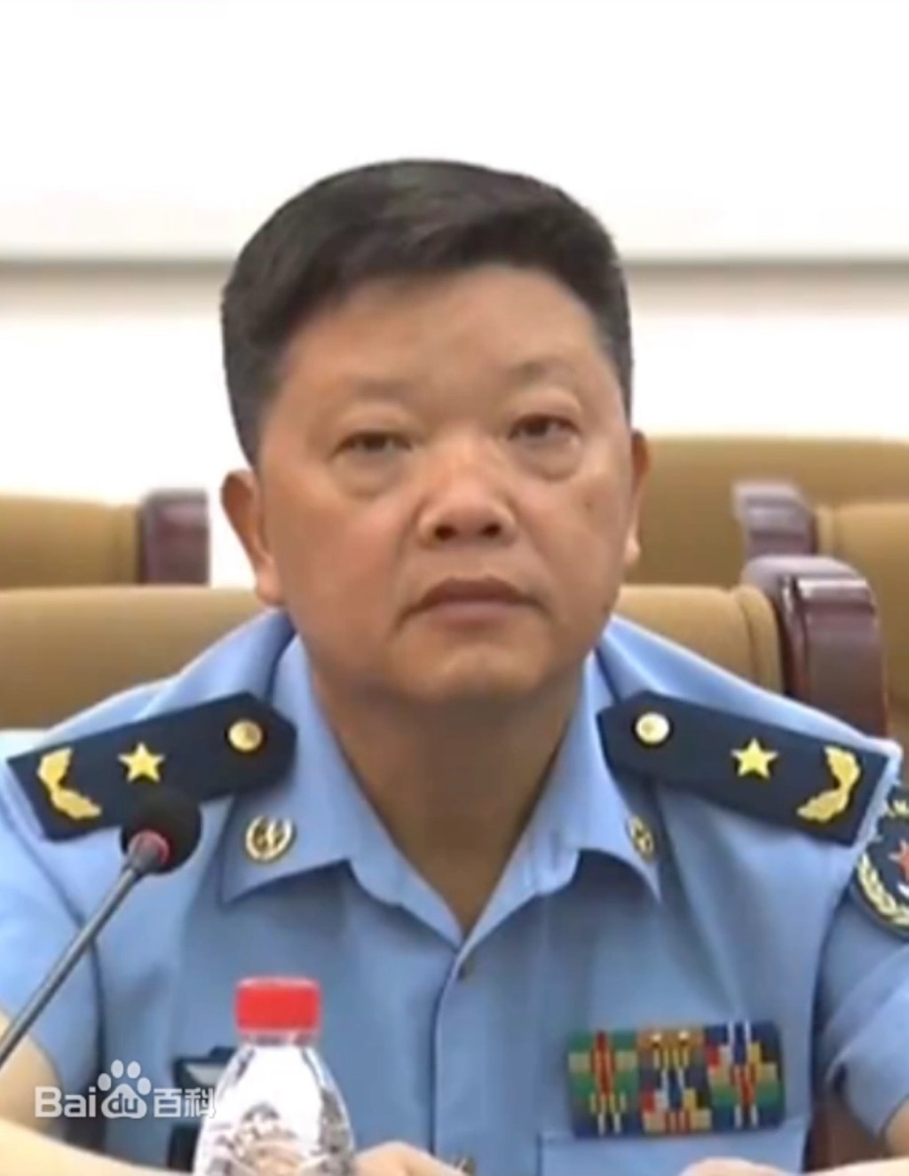 王抗平 王抗平