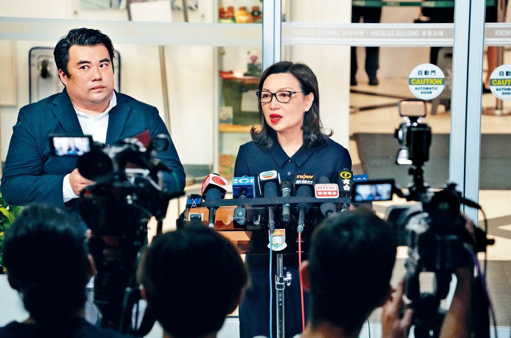 港大校委會主席王沛詩會後宣布,校委會通過成立5人專責小組作出調查,並將於12星期內提交報告。