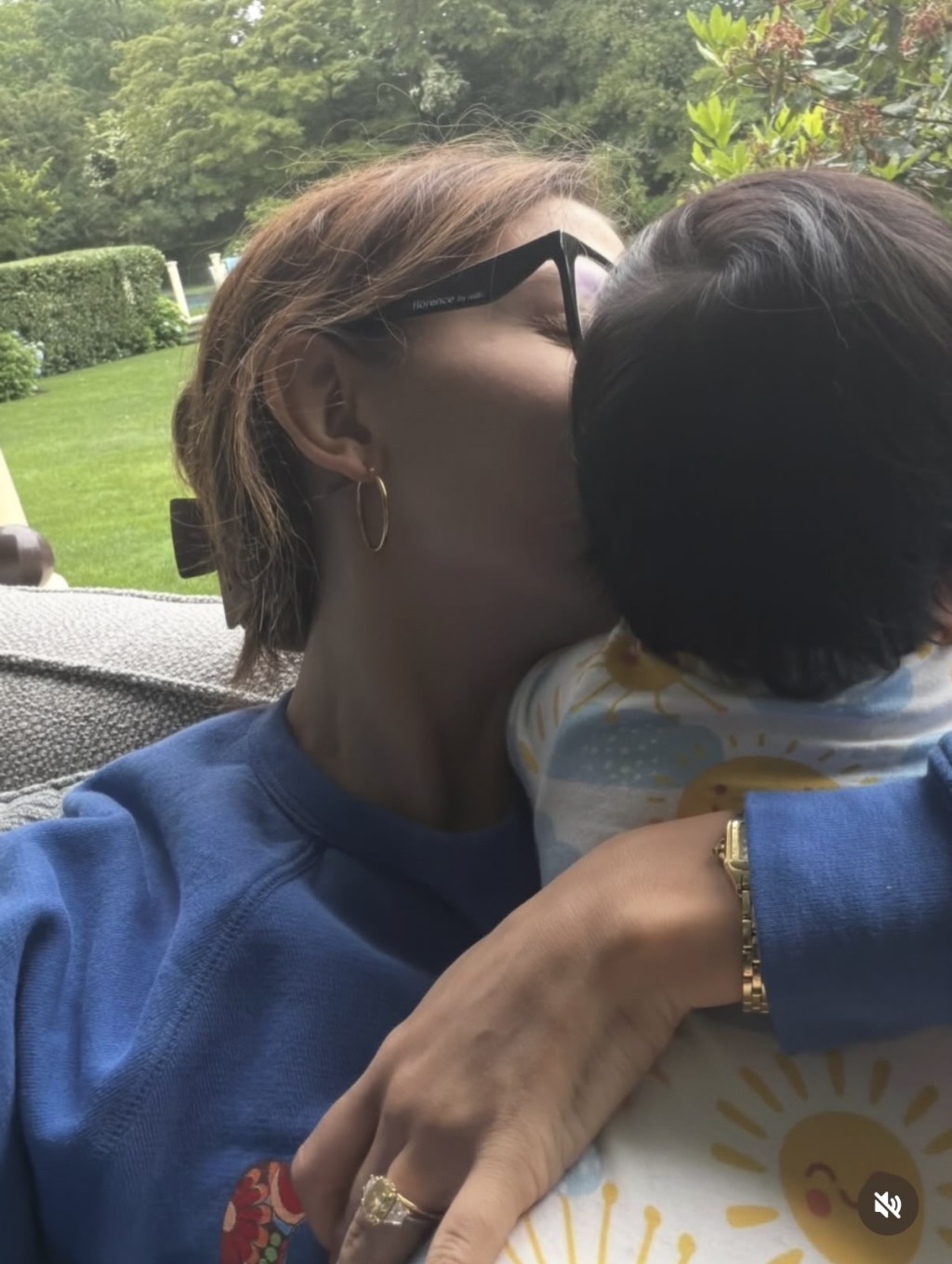 Millie Bobby Brown被爆再領養一名女嬰。