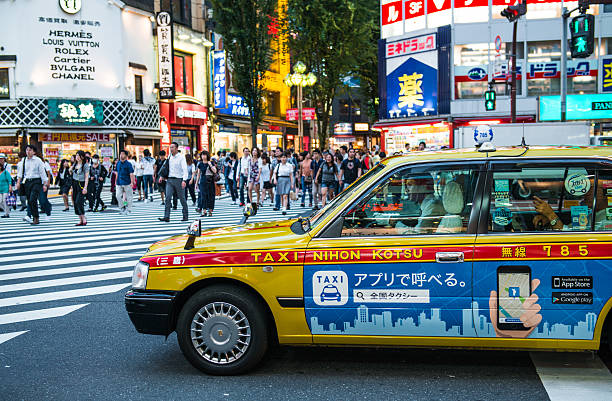 日本的計程車是採用綠色車牌，容易識別。
