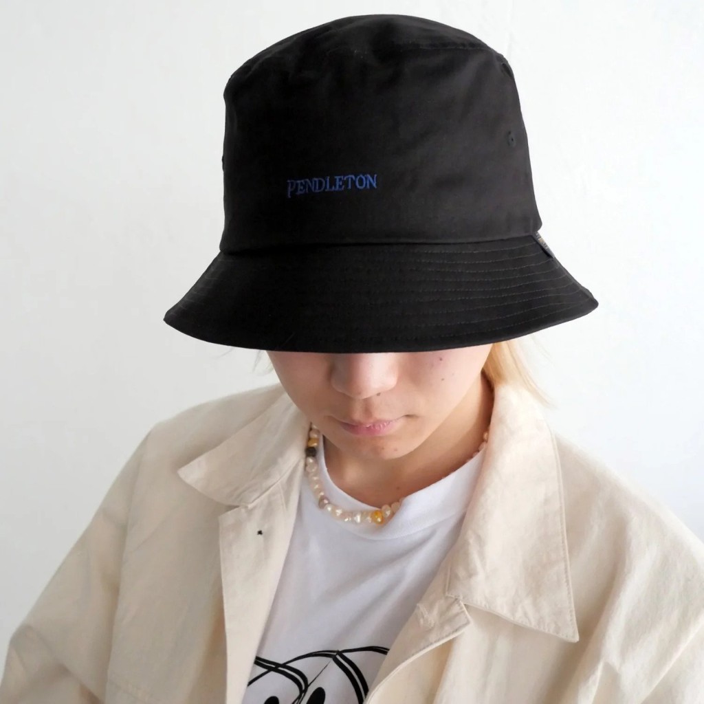 Pendleton黑色漁夫帽/原價$280、現售$196。
