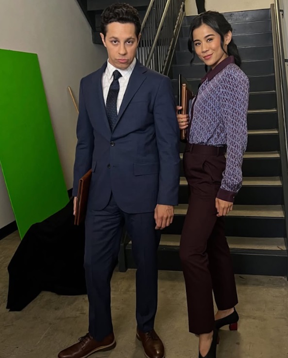David被指於上月26日對劇組拍檔Leah Lewis(右)施行性侵犯。 David被指於上月26日對劇組拍檔Leah Lewis(右)施行性侵犯。