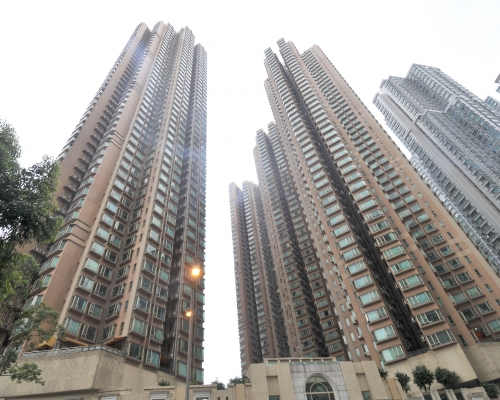 新寶城3房沽838萬