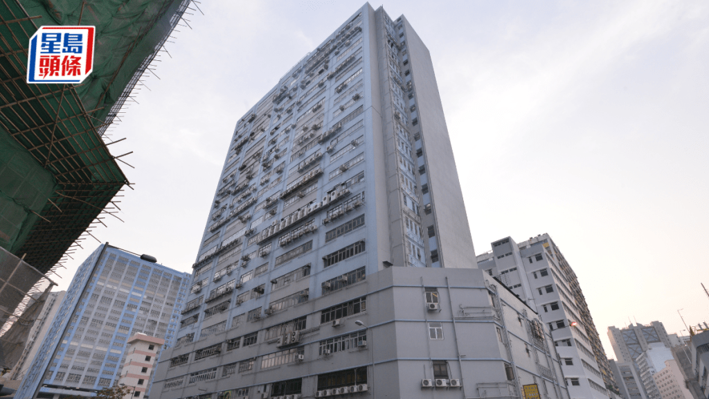 屯門德榮工廈兩單位1528萬沽 10年貶值近兩成