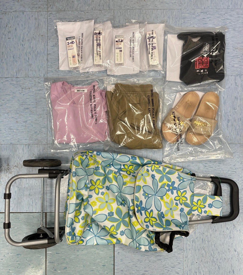 警方起回失物,並檢走女子犯案時物品。警方圖片 警方起回失物,並檢走女子犯案時物品。警方圖片