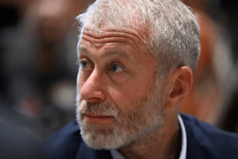 英國當局於當地時間週二（17日）正式發出最後通牒，要求艾巴莫域治盡快放行高達25億英鎊（約260億港元）的資金，用作支援烏克蘭戰爭受害者，否則將對其採取法律行動。法新社