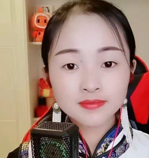 「草原公主」在內地社群平台上擁有將近60萬名粉絲關注。