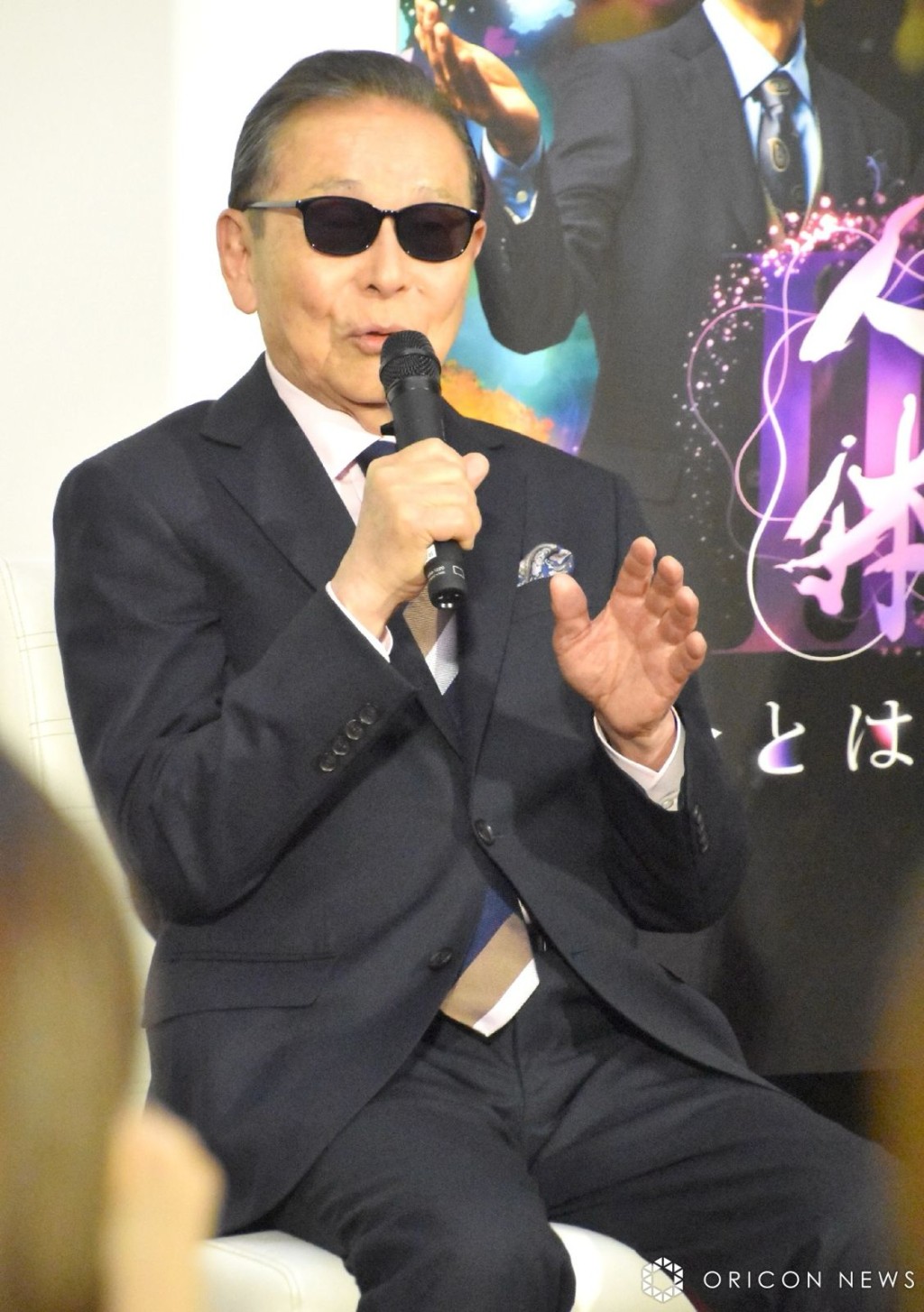 塔摩利從1990年起主持《世界奇妙物語》。 塔摩利從1990年起主持《世界奇妙物語》。