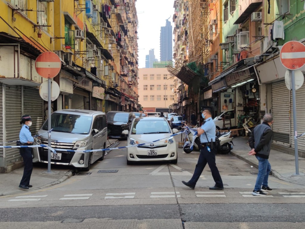 警方將現封鎖進行救援。梁國峰攝 