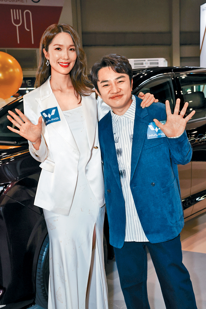 王祖藍與李亞男夫妻檔搵金。