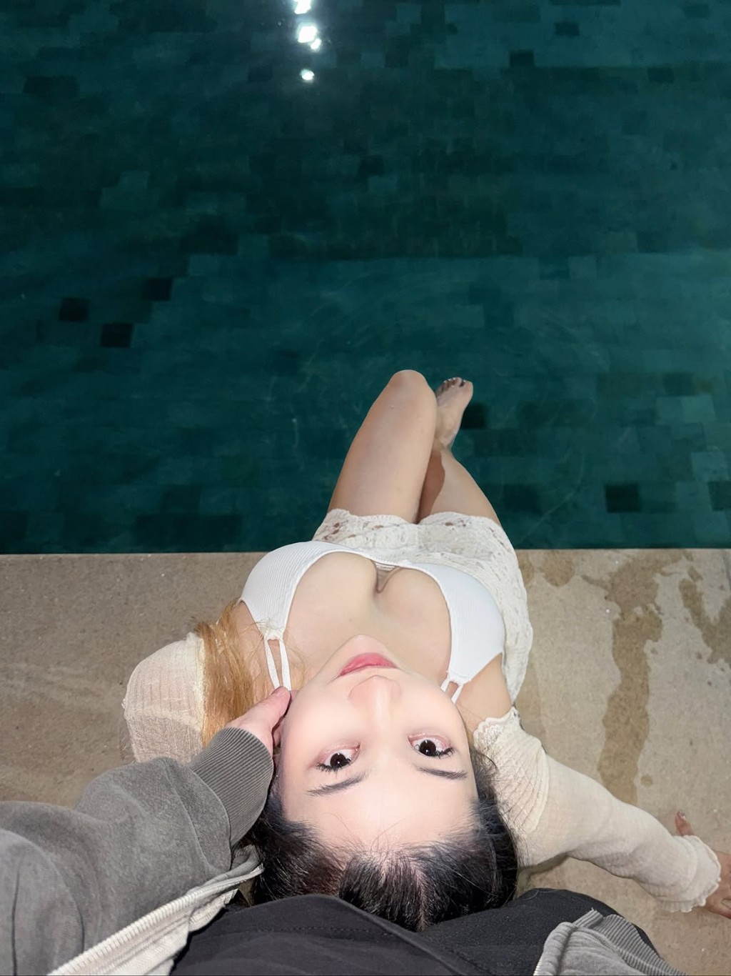沈曉榆不吝惜展現美好身材。