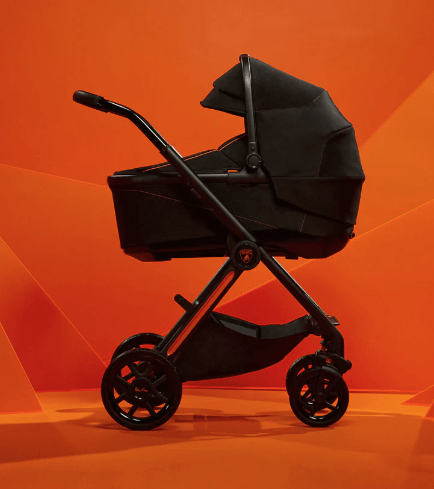 林寶堅尼的超跑嬰兒車全球僅限500架。（Silver Cross官網）