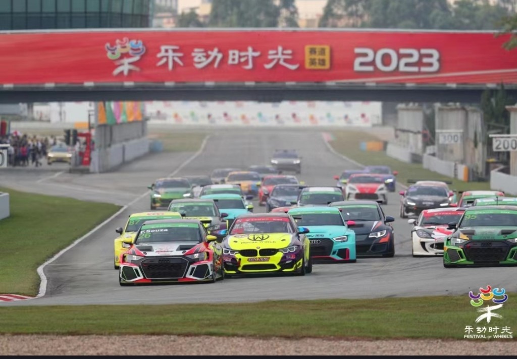 珠海好去处2024 | 7. 珠海国际赛车场 上月中举行赛车活动，免费入场。（图片来源：小红书＠平凡日记）