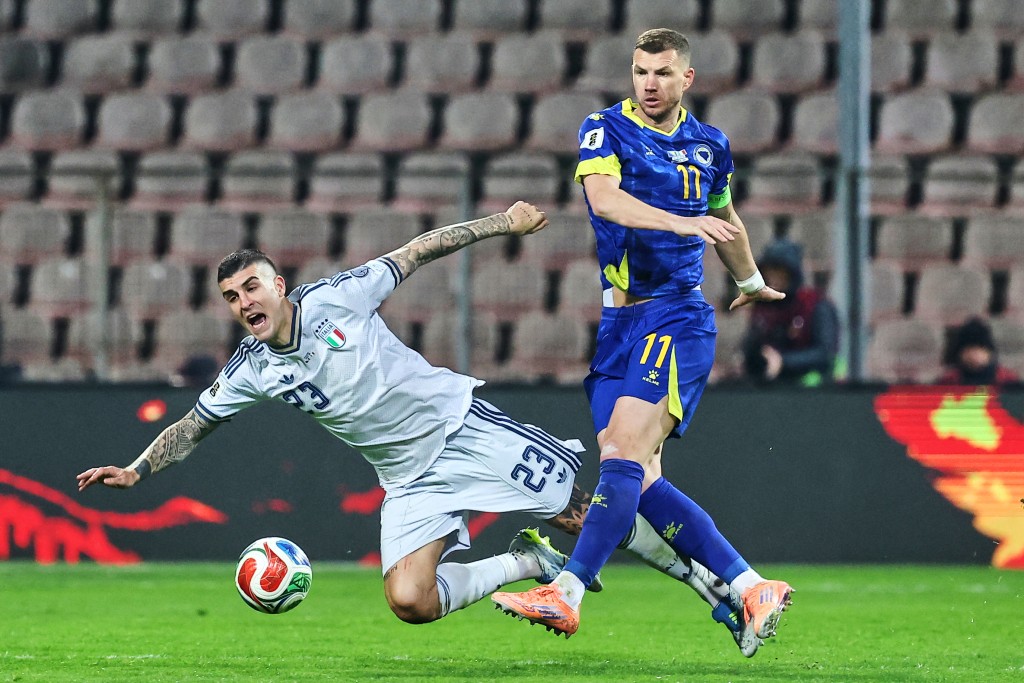 迪斯高(右)是波斯尼亞射手。美聯社