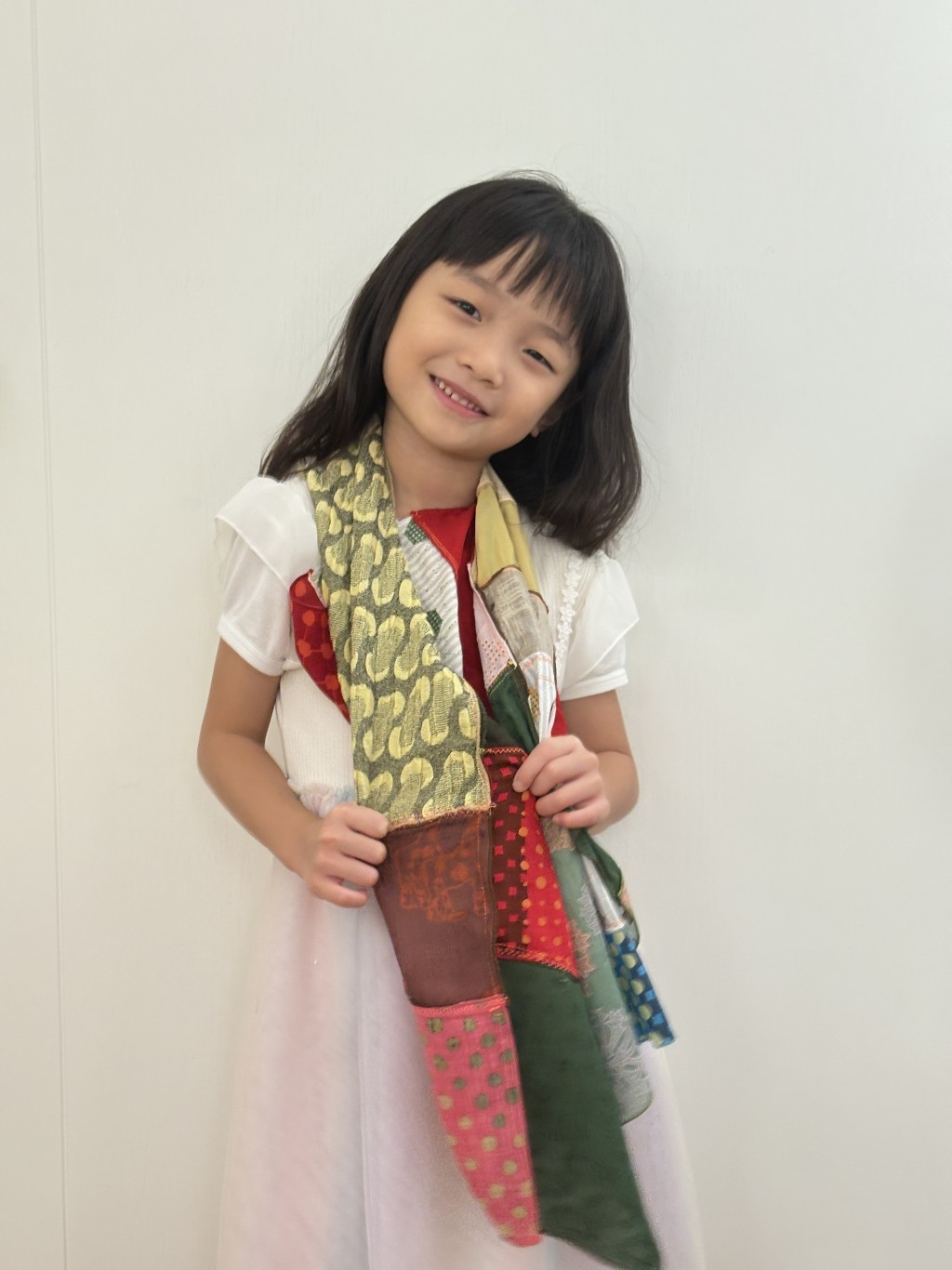 發揮創意,為自己製作獨一無二的圍巾。(圖片來源:受訪者提供) 發揮創意,為自己製作獨一無二的圍巾。(圖片來源:受訪者提供)