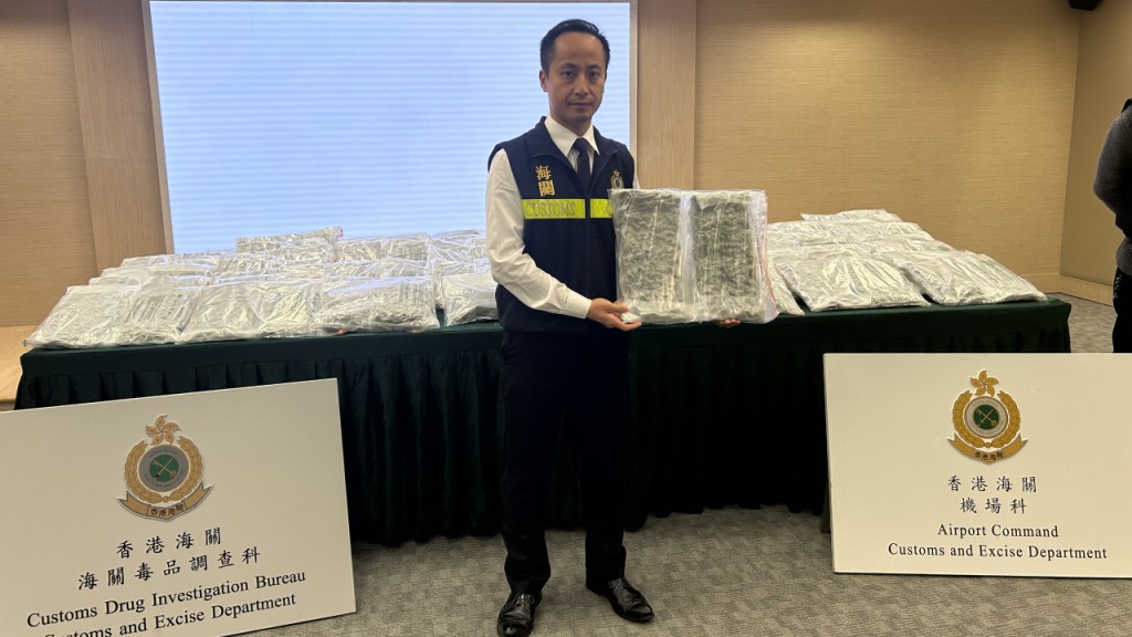 免費機票惹「大麻煩」 兩男塞爆4喼大麻加國來港被捕 近十年同類案最大宗