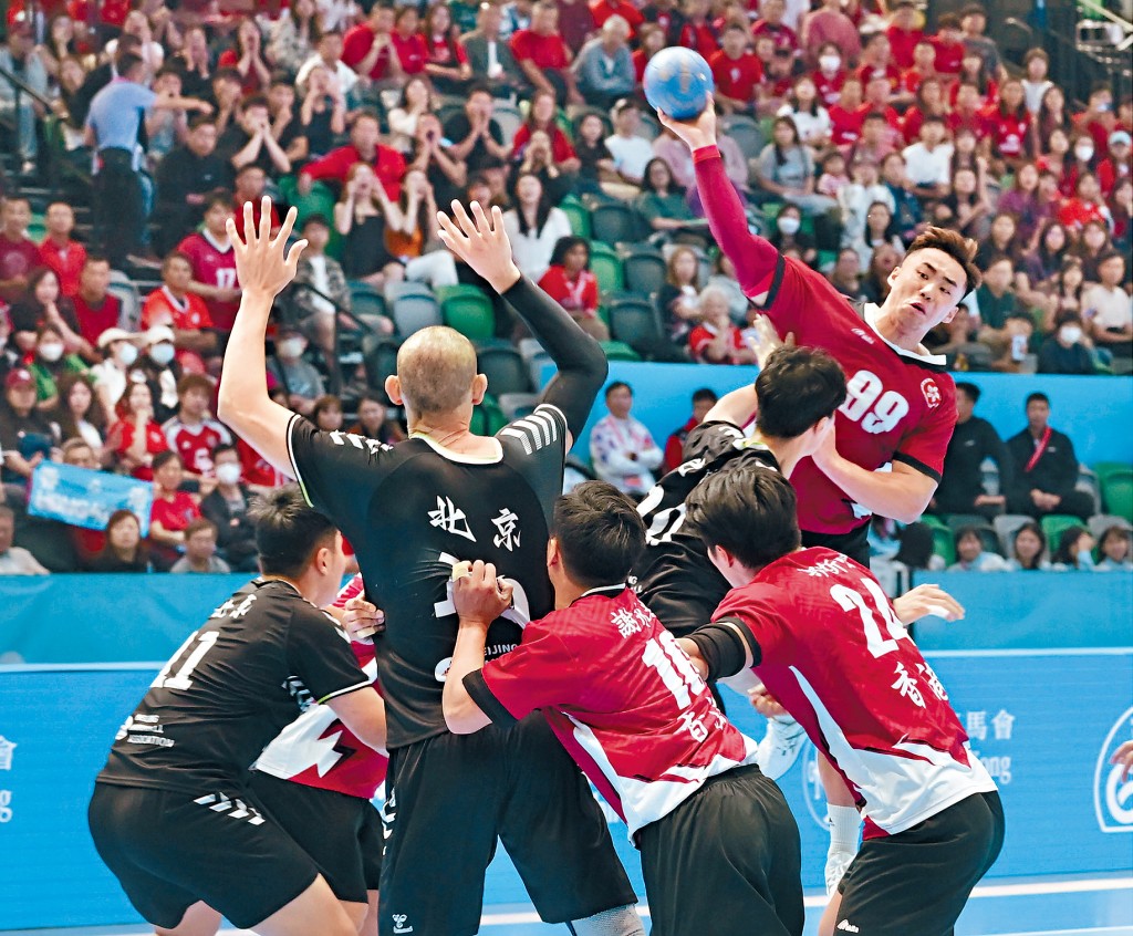 (圖片來源:《星島日報》) (圖片來源:《星島日報》)