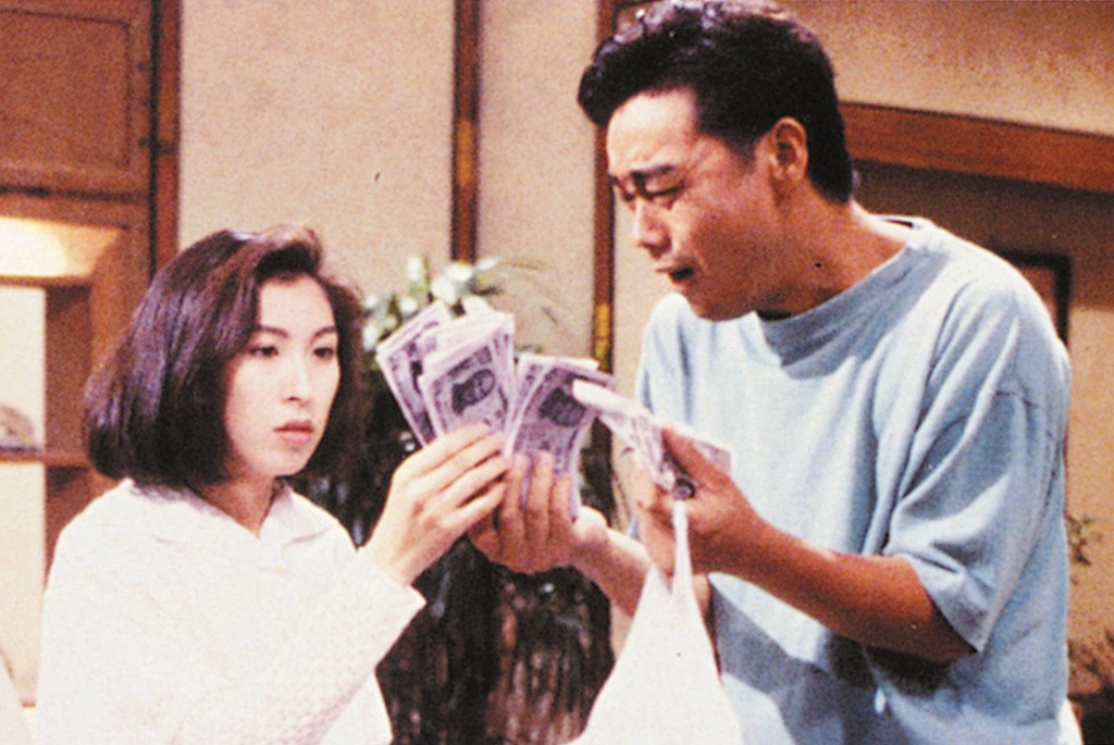 郭蔼明与老公刘青云在剧集《大时代》合作。