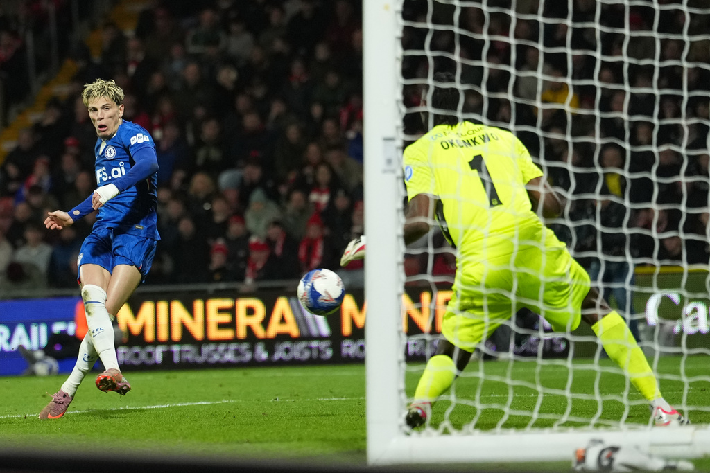 加拿祖于加时建功。美联社