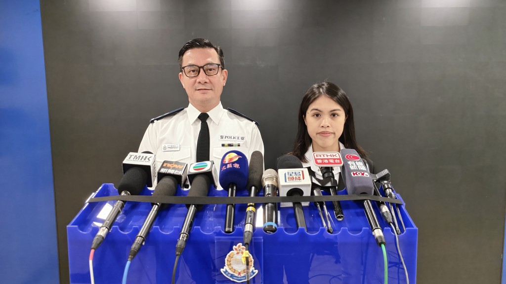 左起：观塘警区副指挥官署理高级警司曾昭科及刑事部署理总督察梁思诺。