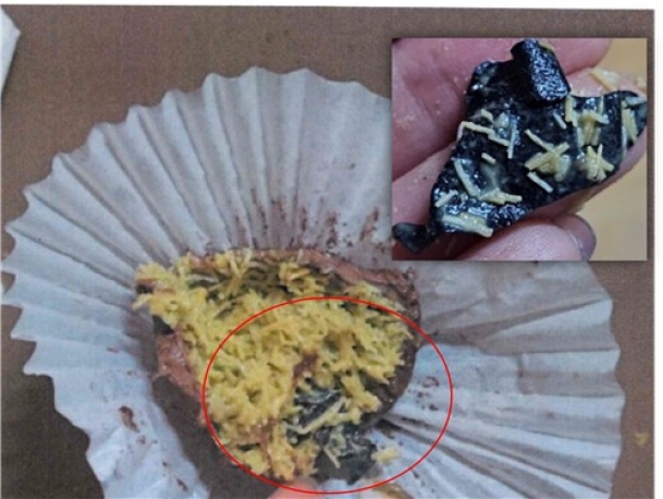 南韩抽查4000多间食店，并抽取128件食物样本进行检验，结果在当中一件杜拜朱古力麻糬样本，验出金黄葡萄球菌含量超标2.5倍。（图片来源：韩国食品医药品安全局）