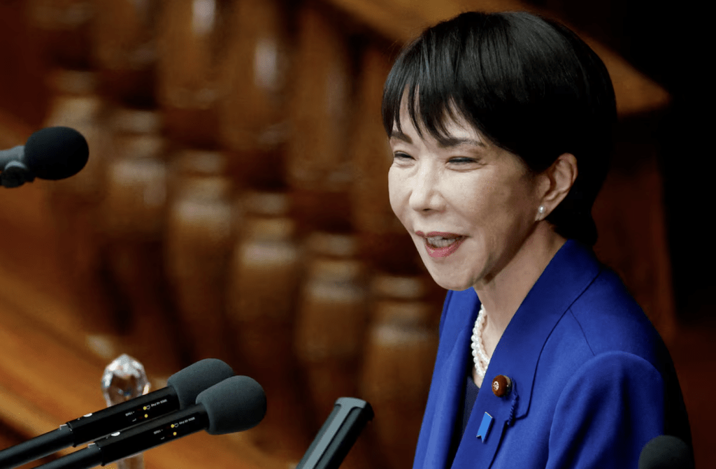 外界普遍認為,高市作為日本首位女性首相,在執政初期倍感壓力。路透社 外界普遍認為,高市作為日本首位女性首相,在執政初期倍感壓力。路透社