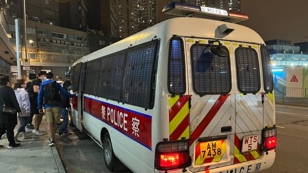 警方黃大仙搗破非法麻雀檔。警方圖片
