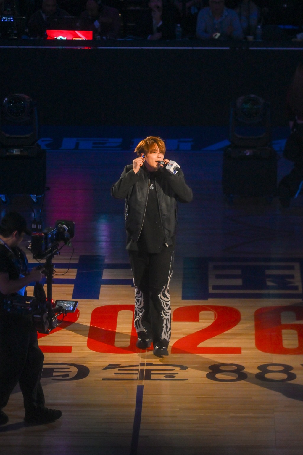 姜濤壓軸表演。魏國謙攝 姜濤壓軸表演。魏國謙攝