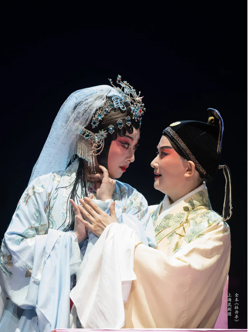 艺术三月2024｜第52届香港艺术节：上海昆剧团《牡丹亭》