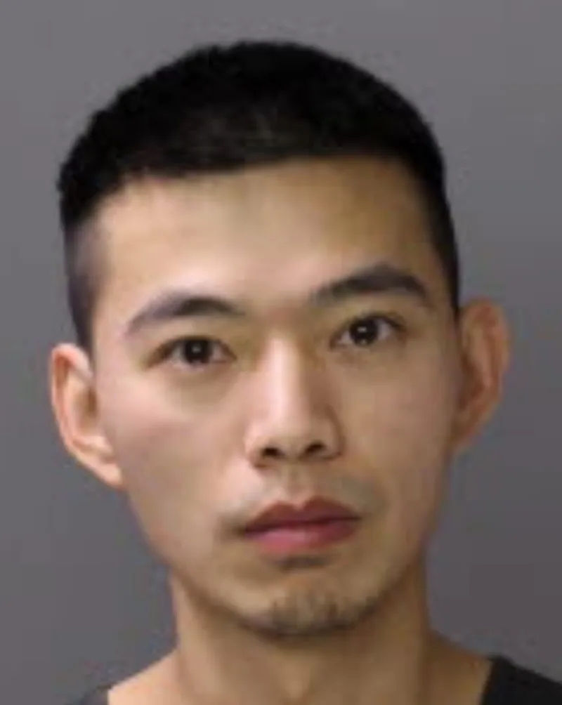任宇俊（音譯）疑槍殺前女友。 當地警方