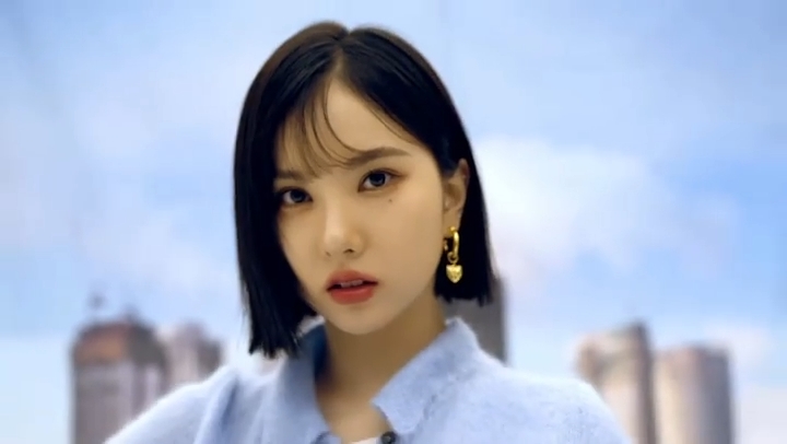 Eunha。