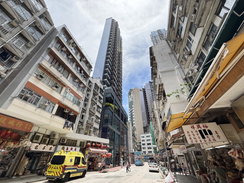 尚瓏租賃反應熱烈,不少內地客一次過繳付一年租金承租。 尚瓏租賃反應熱烈,不少內地客一次過繳付一年租金承租。