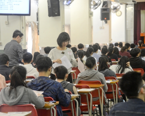 學友社指,若文憑試取消,建議院校為自修生提供面試機會。 資料圖片