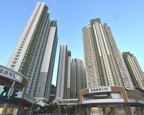 近年不少公屋的環境已經相當宜人。資料圖片