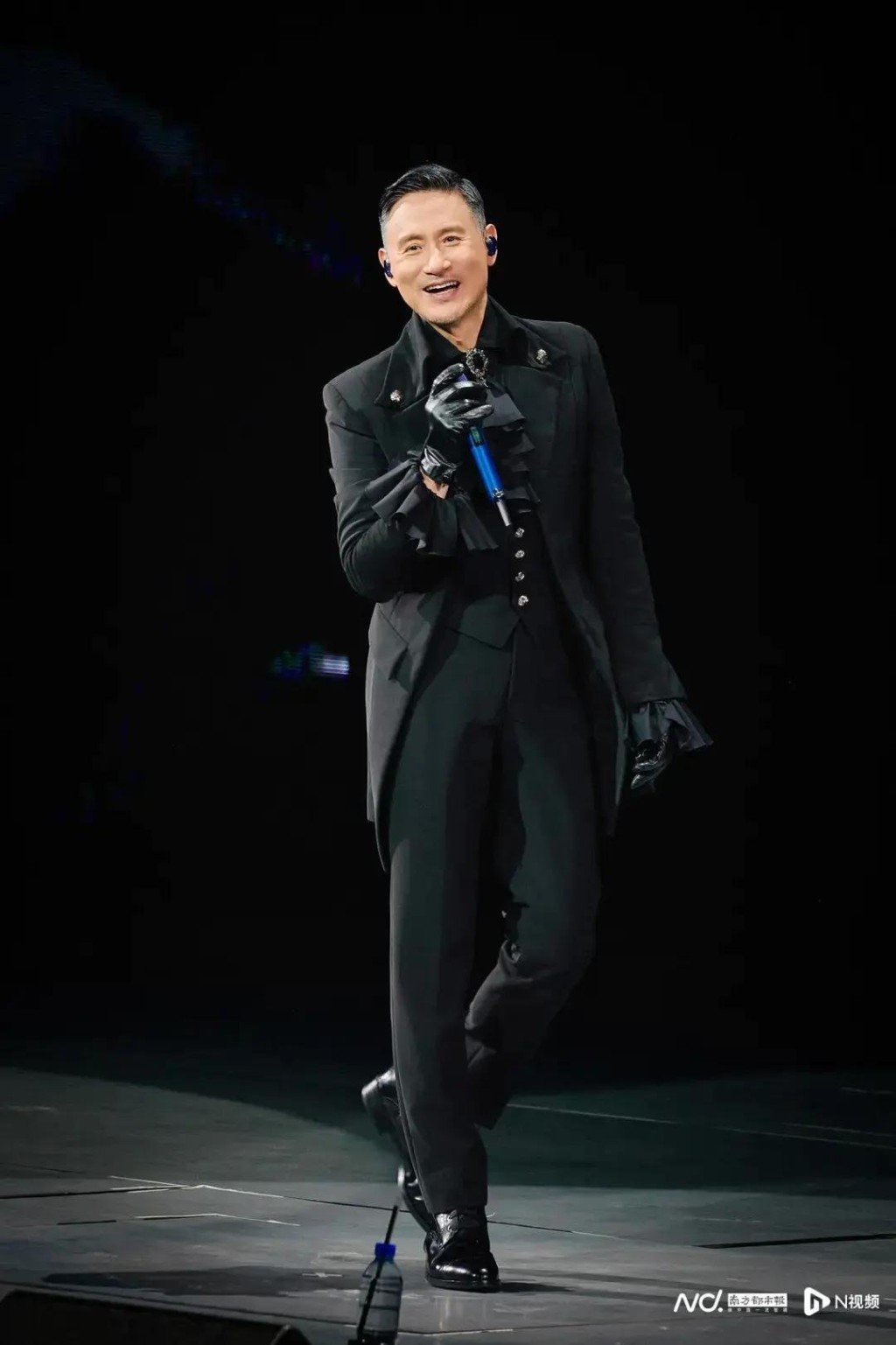 陳奕迅、張學友去年在海南的演唱會，觀眾人次及收入達標，分別獲獎¥100萬及¥50萬。南方都市報