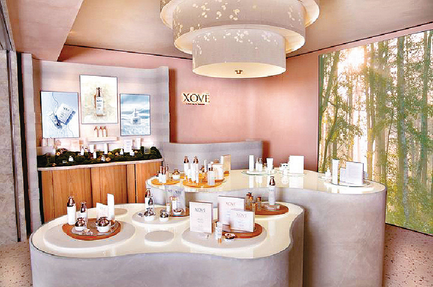 ■尖沙嘴海港城全新旗艦店，融入森林護膚概念。