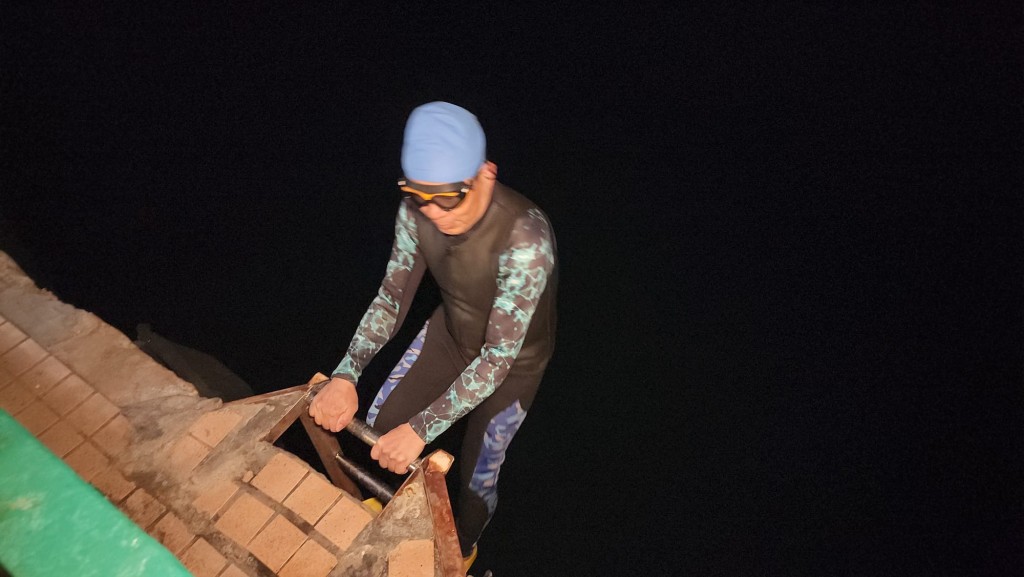 對於氣溫破紀錄，林先生顯得毫不在意。黎志偉攝