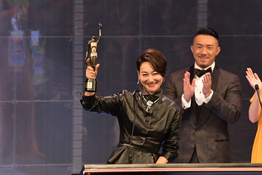 惠英红两度获得金像奖最佳女配角。
