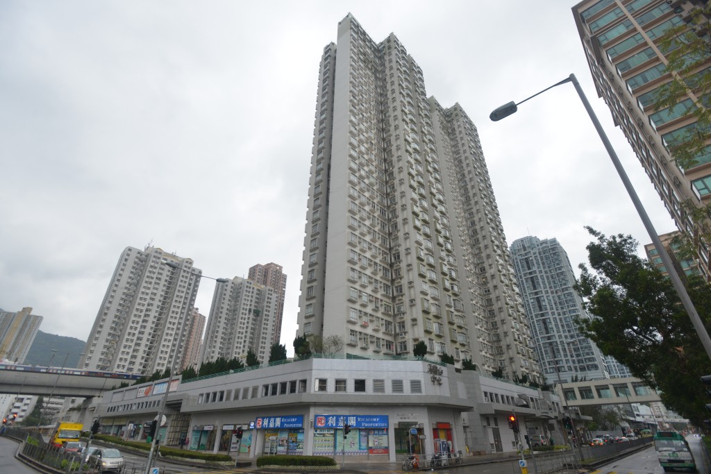 馬鞍山中心兩房637萬沽。