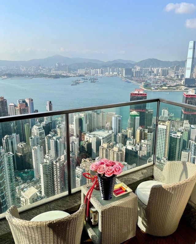 露台飽覽無敵海景。