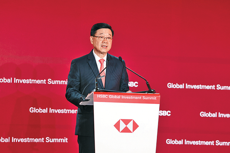 李家超表示，雖然中東衝突影響市場氣氛，不過香港金融市場繼續表現良好。