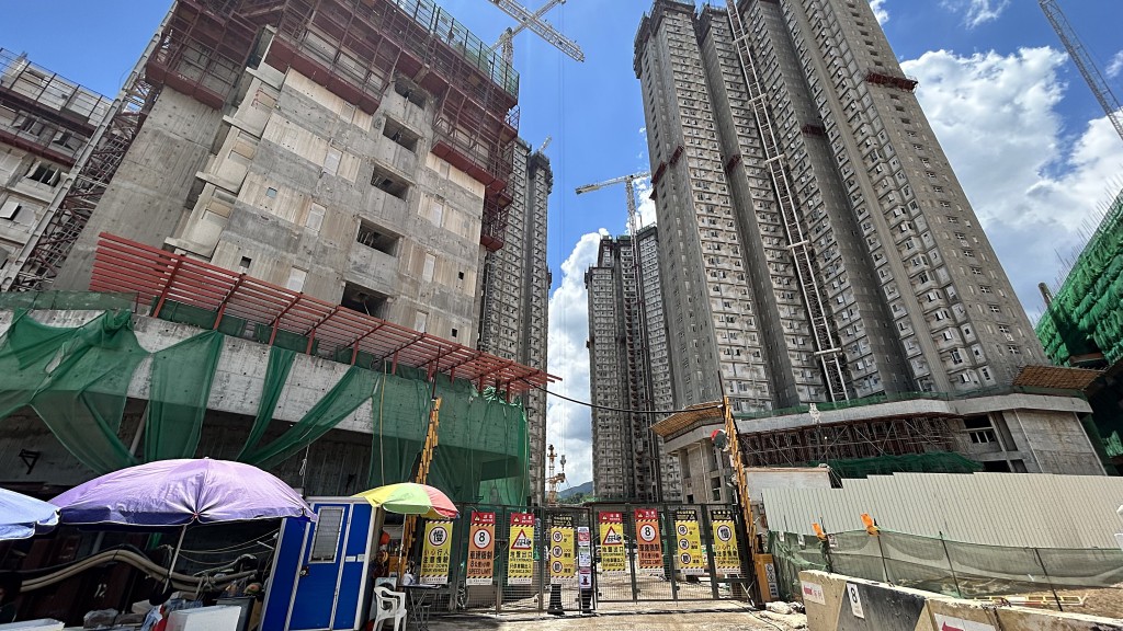 古洞地盤發生男工高處墮傷意外。蔡楚輝攝 古洞地盤發生男工高處墮傷意外。蔡楚輝攝