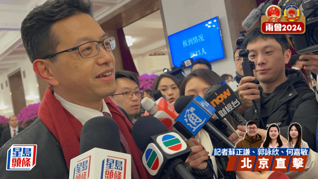 港區人大代表、工聯會會長吳秋北出席人大開幕會前表示,今日海關總署有負責人列席會議。何嘉敏攝