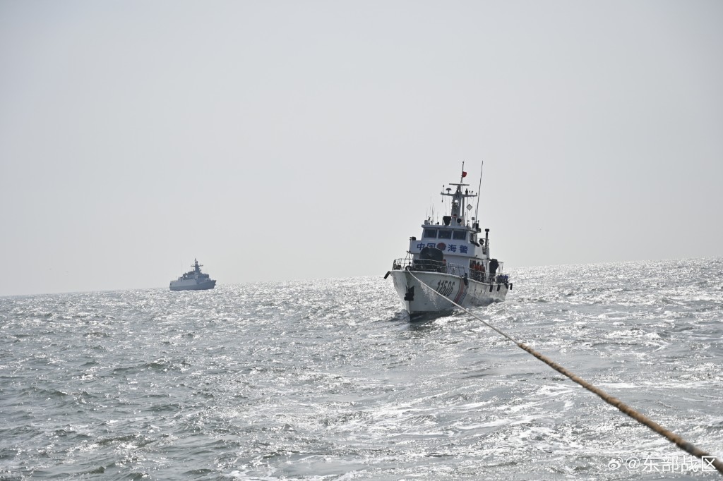 内地海警罕有参加东部战区的跨军种联合实战化训练。