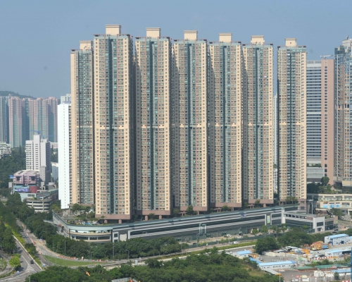 將軍澳中心兩房800萬沽。