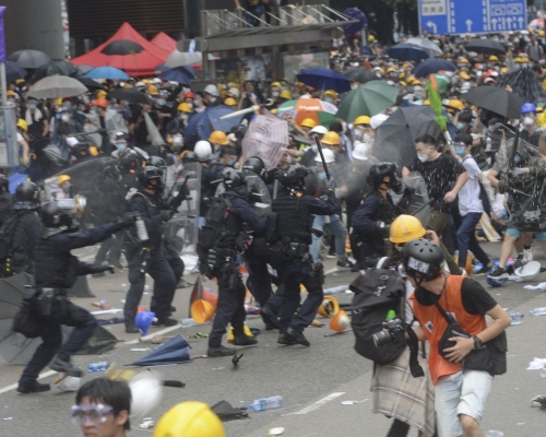 國際特赦香港分會指，警方當日的表現未能達到聯合國訂明的標準。資料圖片