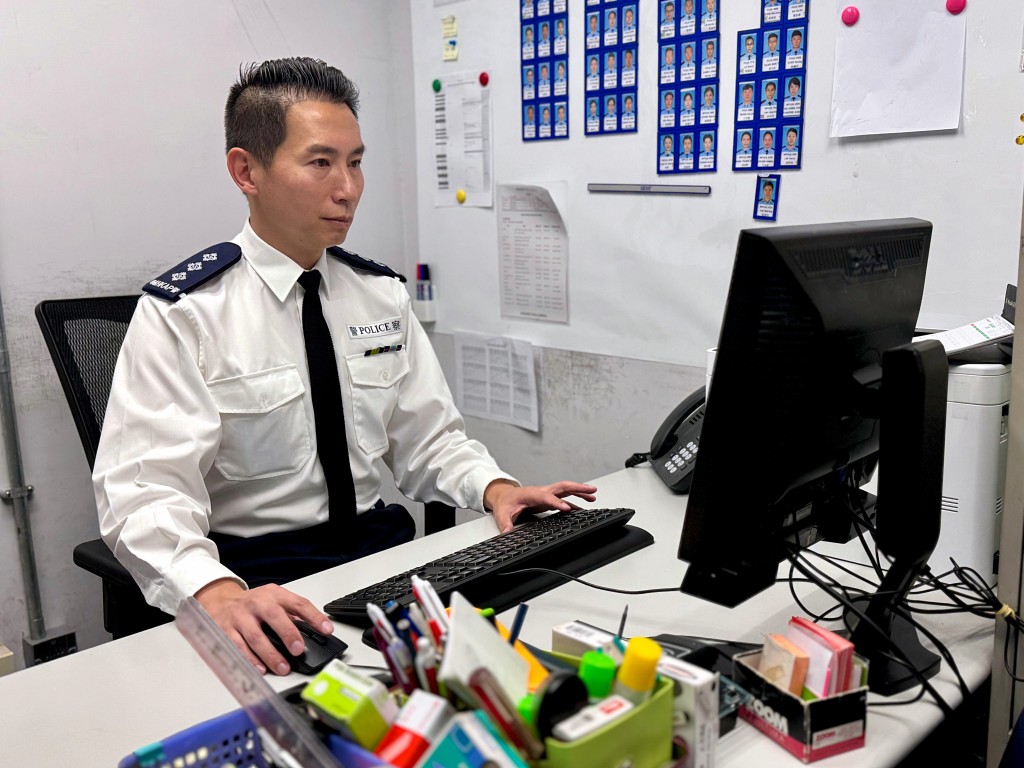 陳國基將輔警工作視為愛好,對於能夠幫助市民感到滿足,亦是生活的調劑。 陳國基將輔警工作視為愛好,對於能夠幫助市民感到滿足,亦是生活的調劑。