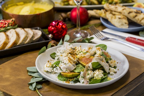 豐富的特色聖誕大餐（每位$598）備有前菜、主菜及甜品。