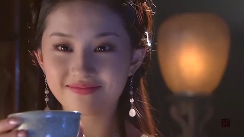 當時只有16歲的劉亦菲，是年紀最輕王語嫣，她清純形象、天生麗質被人稱為「神仙姐姐」！